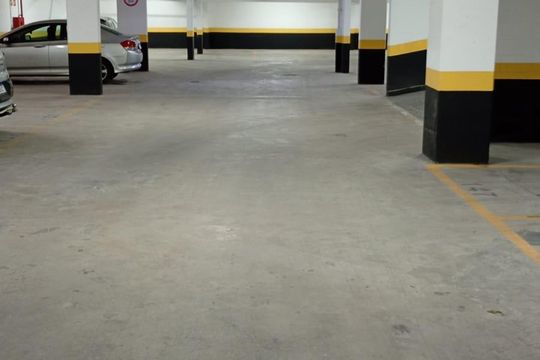 Garagem de apartamento para alugar com 2 quartos, 75m² em Vila Militar, Barueri
