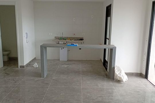 Apartamento para alugar com 2 quartos, 75m² em Vila Militar, Barueri