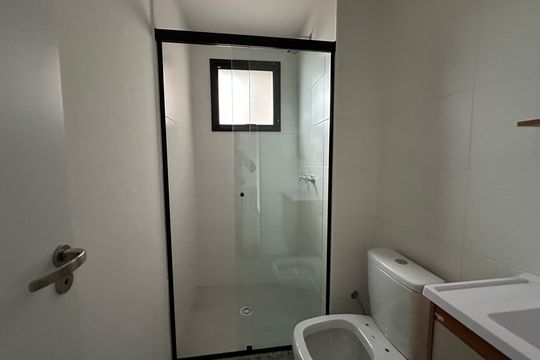 Banheiro Social de apartamento para alugar com 2 quartos, 75m² em Vila Militar, Barueri