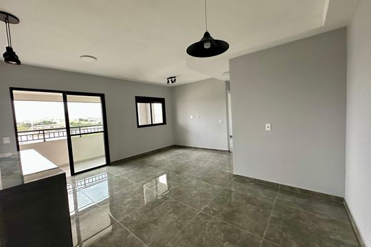 Apartamento para alugar com 2 quartos, 75m² em Vila Militar, Barueri