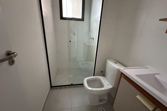 Banheiro Social de apartamento para alugar com 2 quartos, 75m² em Vila Militar, Barueri