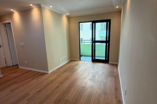 Sala de apartamento à venda com 2 quartos, 55m² em Vila Palmeiras, São Paulo