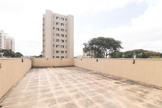 Área comum de apartamento à venda com 1 quarto, 22m² em Lindoia, Curitiba