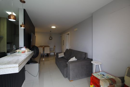 Sala de apartamento para alugar com 2 quartos, 79m² em Barra Olímpica, Rio de Janeiro