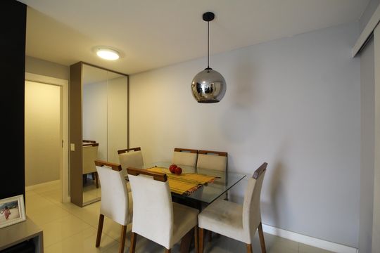 Sala de apartamento para alugar com 2 quartos, 79m² em Barra Olímpica, Rio de Janeiro