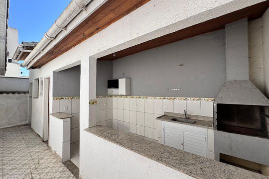 Edícula - Área Gourmet de casa de condomínio para alugar com 3 quartos, 150m² em Ciro Aranha, Rio de Janeiro