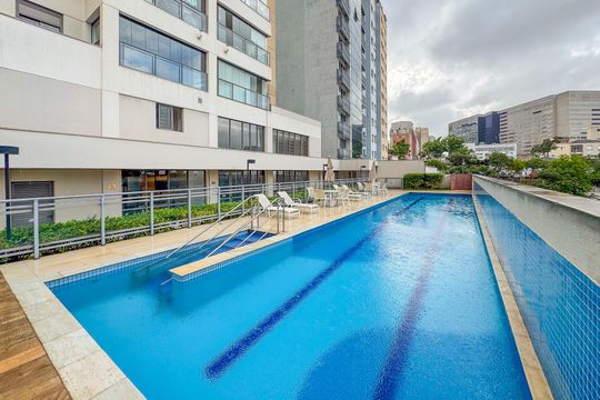 Piscina de apartamento à venda com 1 quarto, 41m² em Liberdade, São Paulo