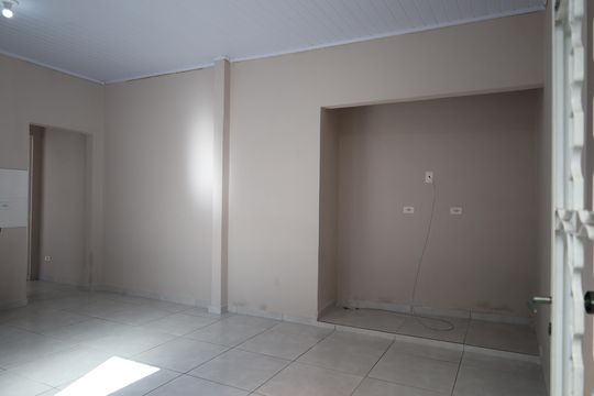 Casa para alugar com 2 quartos, 100m² em Jardim Cruzeiro, São Paulo