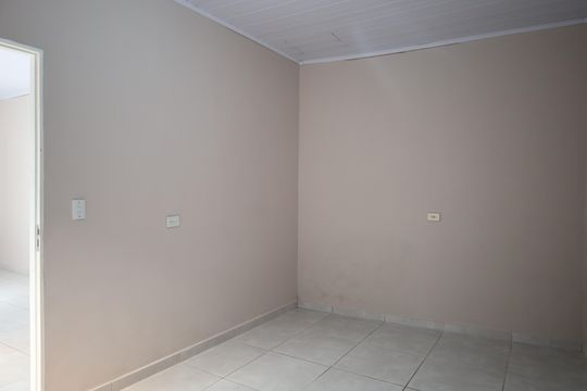 Suíte de casa para alugar com 2 quartos, 100m² em Jardim Cruzeiro, São Paulo