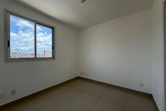 Quarto 2 de apartamento para alugar com 3 quartos, 80m² em Castelo, Belo Horizonte