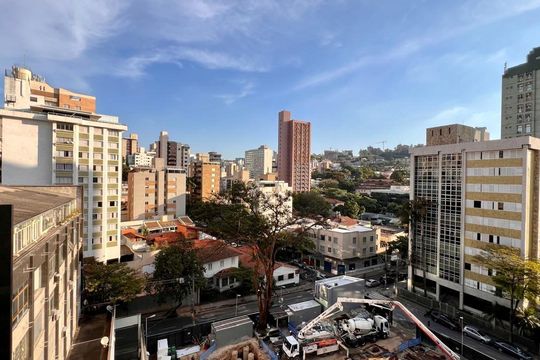 Apartamento à venda com 2 quartos, 77m² em Santo Antônio, Belo Horizonte