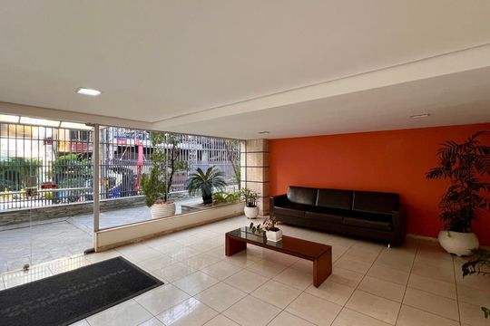 Apartamento à venda com 2 quartos, 77m² em Santo Antônio, Belo Horizonte