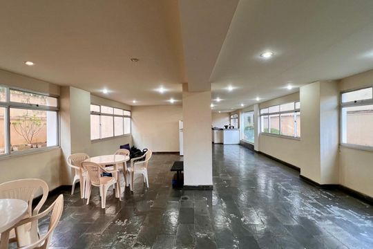 Apartamento à venda com 2 quartos, 77m² em Santo Antônio, Belo Horizonte