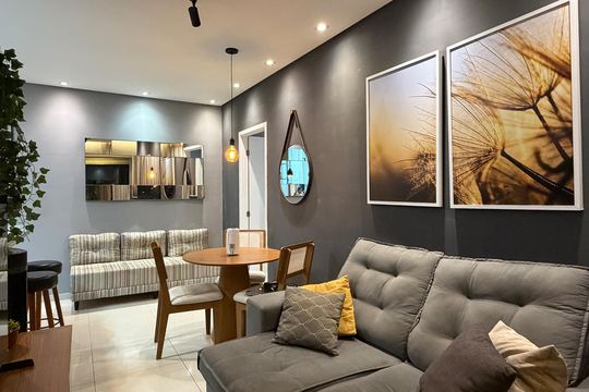 Sala de apartamento para alugar com 1 quarto, 50m² em Vila Matias, Santos