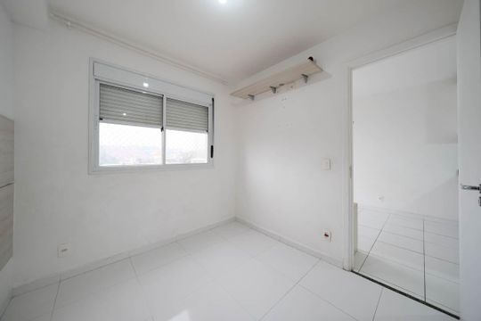Quarto de apartamento para alugar com 1 quarto, 35m² em Jardim Santa Teresinha, São Paulo