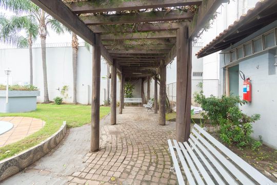 Casa de Condomínio à venda com 2 quartos, 76m² em Rio Branco, Canoas