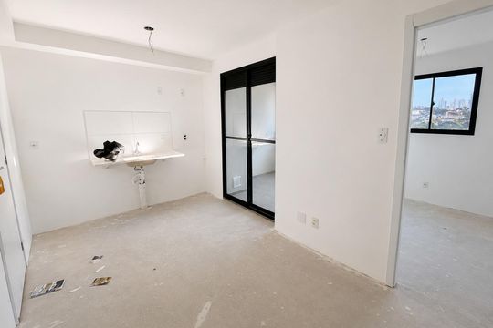 Cozinha de apartamento para alugar com 2 quartos, 34m² em Jardim Aeroporto, São Paulo