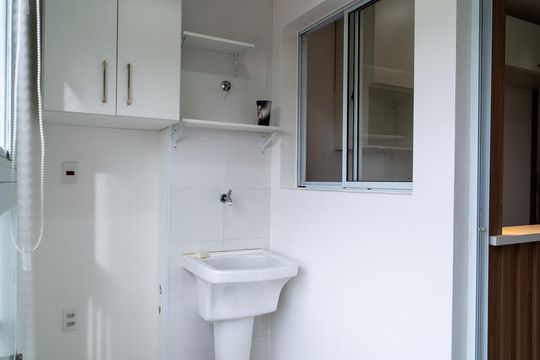 Área de Serviço de apartamento para alugar com 2 quartos, 54m² em Vila Santana, Sorocaba