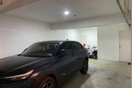 Garagem de casa de condomínio à venda com 3 quartos, 190m² em Cidade São Francisco, São Paulo