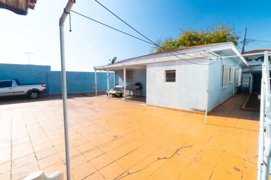 Área externa de casa à venda com 4 quartos, 160m² em Vila Babilonia, São Paulo