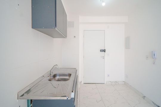 Cozinha de apartamento à venda com 1 quarto, 25m² em Vila Butantã, São Paulo