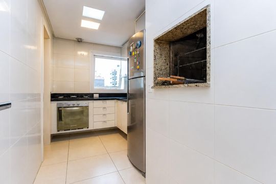 Apartamento para alugar com 3 quartos, 123m² em Petrópolis, Porto Alegre