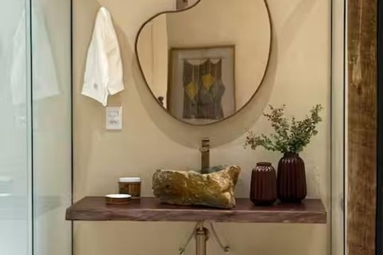 Banheiro social de apartamento para alugar com 2 quartos, 98m² em Barroca, Belo Horizonte