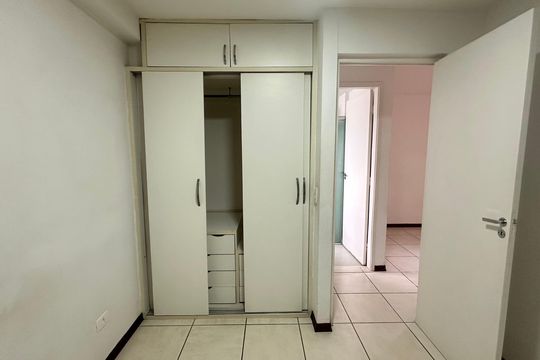 Apartamento para alugar com 2 quartos, 55m² em Jardim das Acacias, São Paulo