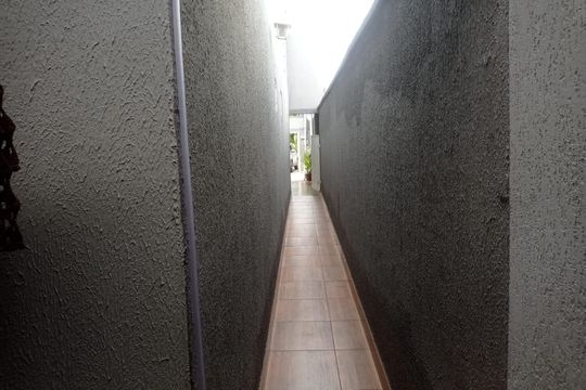 Área externa de casa à venda com 3 quartos, 130m² em Vila Rizzo, Goiânia