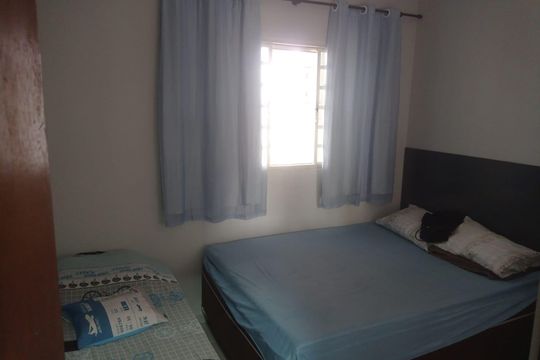 Quarto de casa à venda com 3 quartos, 130m² em Vila Rizzo, Goiânia