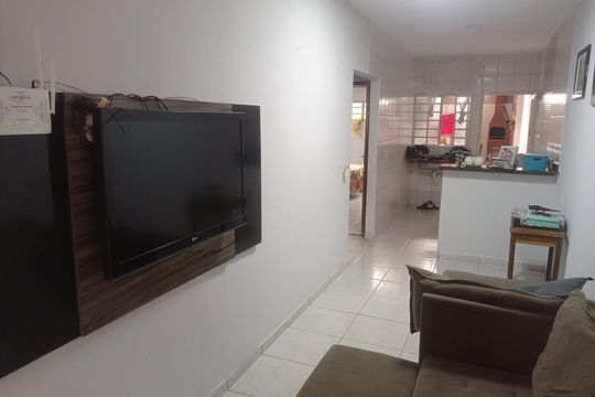 Casa à venda com 3 quartos, 130m² em Vila Rizzo, Goiânia