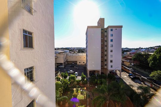Vista do Quarto 1 de apartamento à venda com 3 quartos, 80m² em Cinquentenario, Belo Horizonte