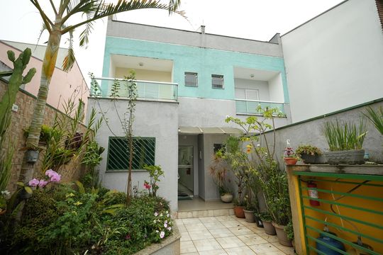 Fachada do Prédio de apartamento para alugar com 2 quartos, 114m² em Vila Eldizia, Santo André