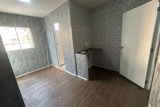 Studio de kitnet/studio para alugar com 1 quarto, 25m² em Quintino Bocaiúva, Rio de Janeiro