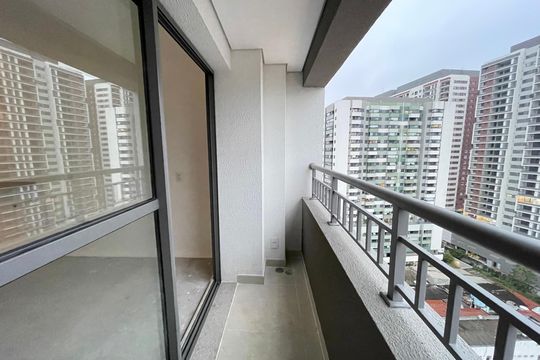 Varanda de kitnet/studio à venda com 1 quarto, 22m² em Butantã, São Paulo