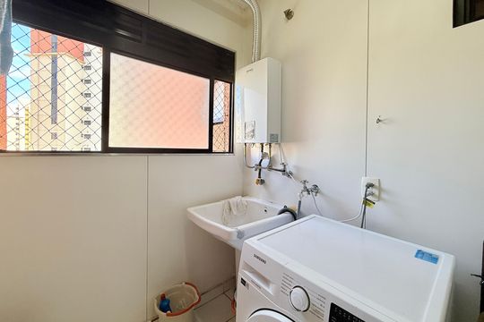 Área de Serviço de apartamento à venda com 3 quartos, 87m² em Santo Amaro, São Paulo