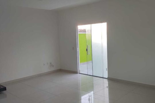 Sala de casa de condomínio para alugar com 3 quartos, 160m² em Arsenal, São Gonçalo