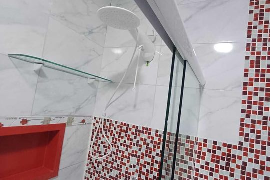Banheiro de casa de condomínio para alugar com 3 quartos, 160m² em Arsenal, São Gonçalo