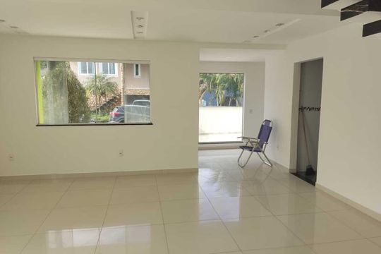 Casa de Condomínio para alugar com 3 quartos, 160m² em Arsenal, São Gonçalo