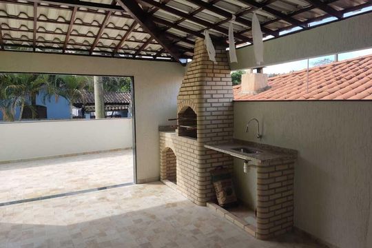 Churrasqueira de casa de condomínio para alugar com 3 quartos, 160m² em Arsenal, São Gonçalo