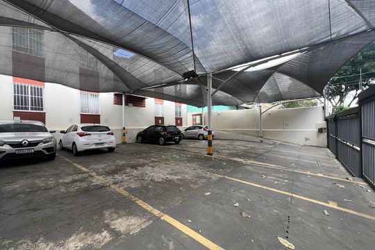 Garagem de apartamento à venda com 2 quartos, 180m² em Santa Amelia, Belo Horizonte
