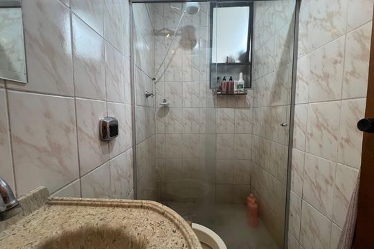 Banheiro Social de apartamento à venda com 2 quartos, 180m² em Santa Amelia, Belo Horizonte