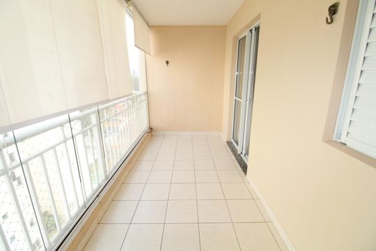 Sacada de apartamento para alugar com 3 quartos, 99m² em Vila Sanches, São José dos Campos