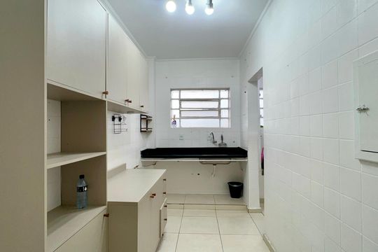 Cozinha de apartamento à venda com 2 quartos, 77m² em Sumaré, São Paulo
