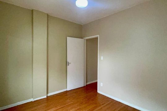 Quarto 1 de apartamento à venda com 2 quartos, 77m² em Sumaré, São Paulo