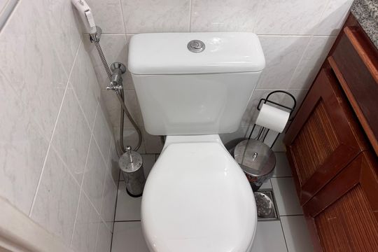  Banheiro Social 1 de apartamento para alugar com 4 quartos, 105m² em Barra da Tijuca, Rio de Janeiro