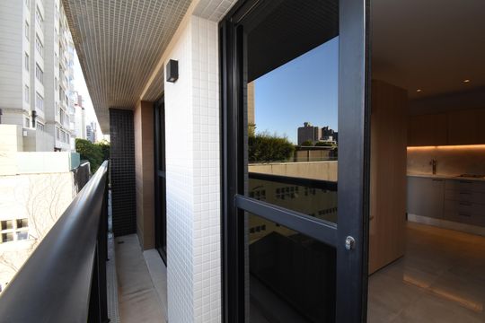 Sacada do Studio de kitnet/studio para alugar com 1 quarto, 34m² em Batel, Curitiba