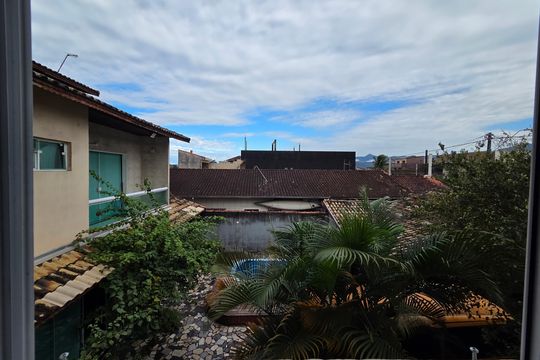 Vista do Quarto 1 de casa de condomínio para alugar com 2 quartos, 59m² em Vila Antartica, Praia Grande