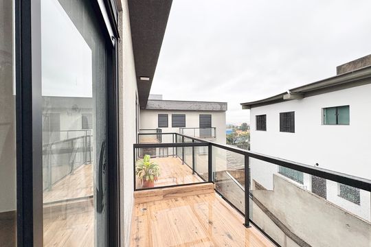 Varanda da Suíte  de casa à venda com 3 quartos, 103m² em Parque Sao Domingos, São Paulo