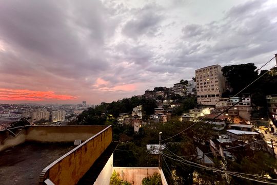 Vista da área de serviço de apartamento para alugar com 1 quarto, 40m² em Santa Teresa, Rio de Janeiro
